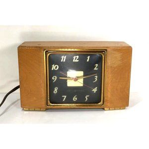 General Electric Vintage Art Deco Style Wooden Electric Desk Clock - Model 3H176